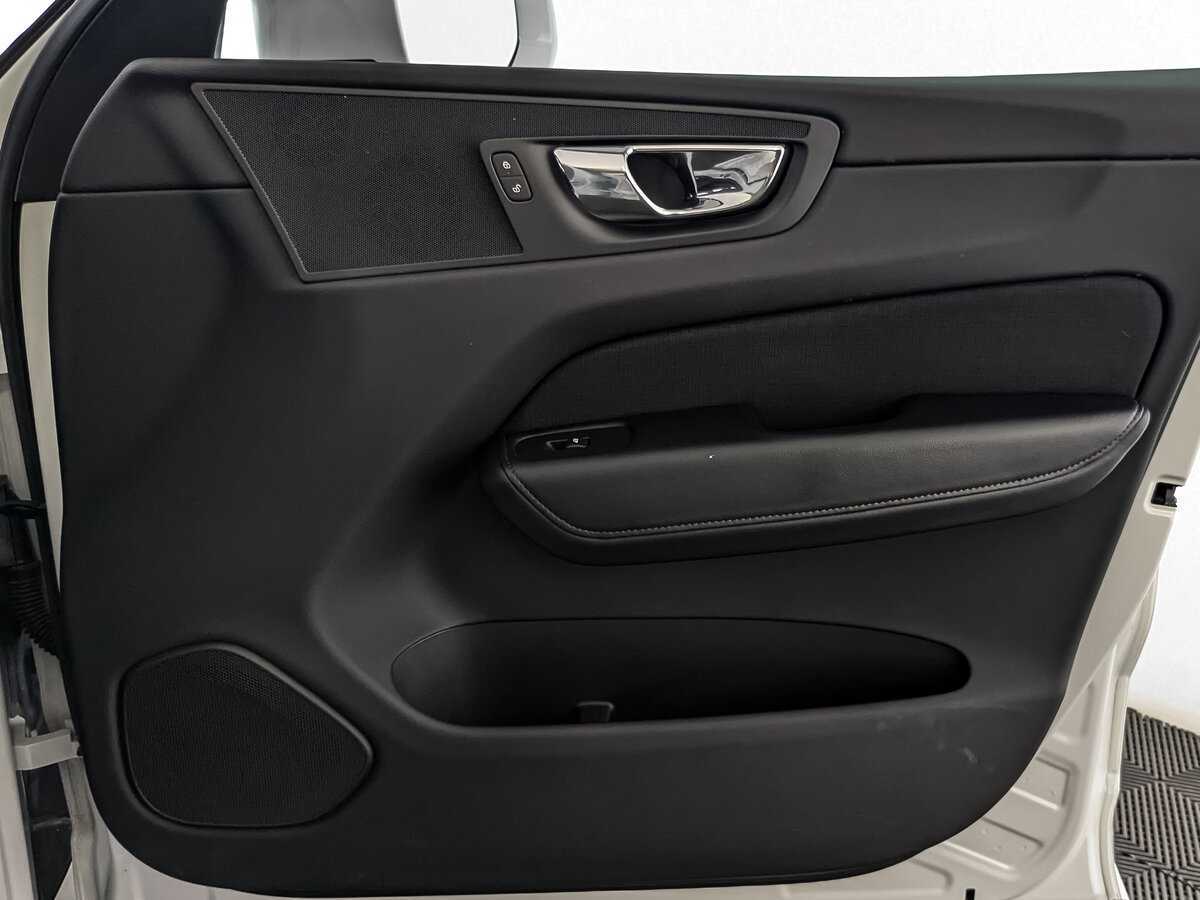 Купить Volvo XC60, 2018, 25 137 км, фото №22