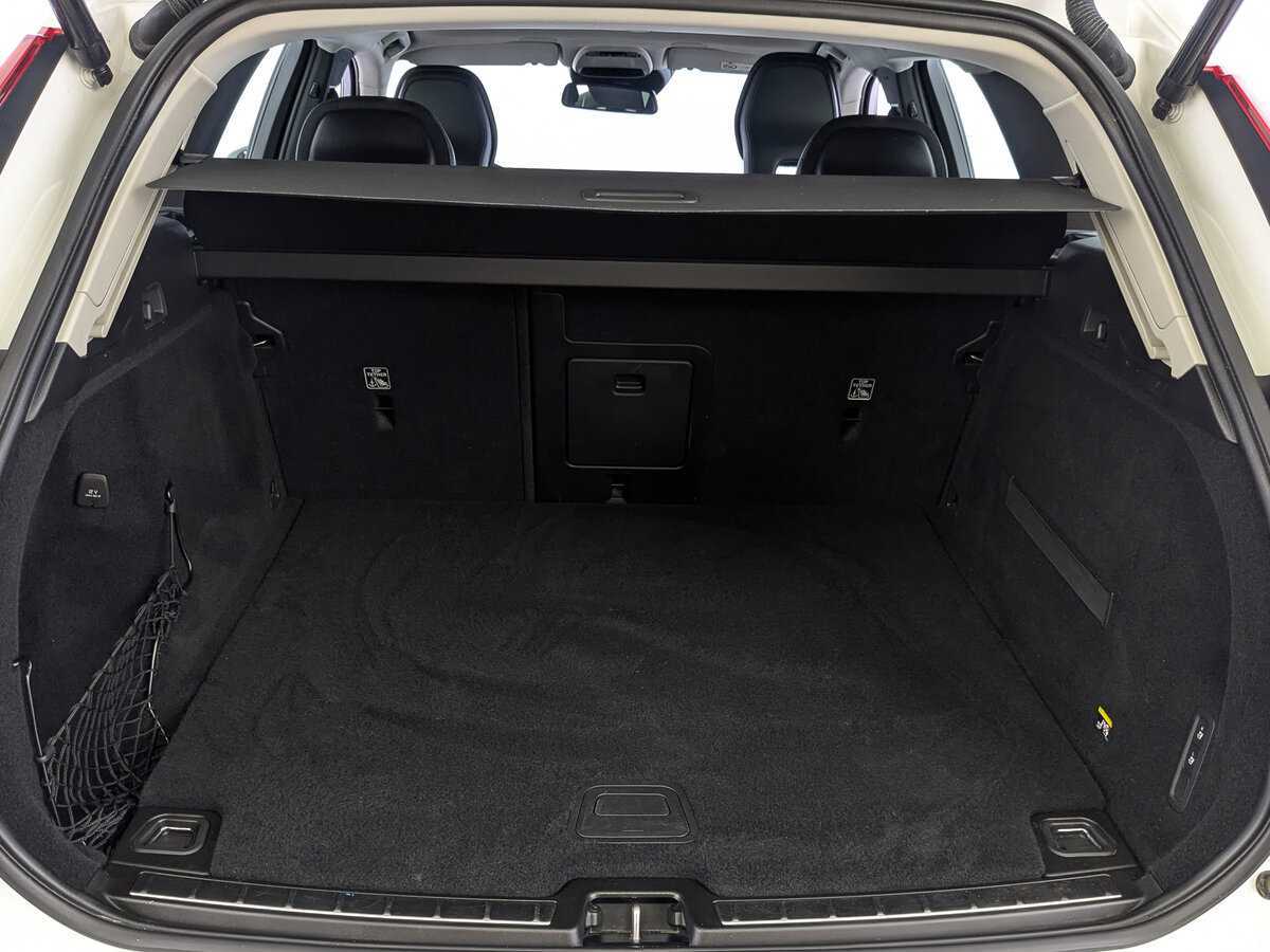 Купить Volvo XC60, 2019, 51 944 км, фото №10