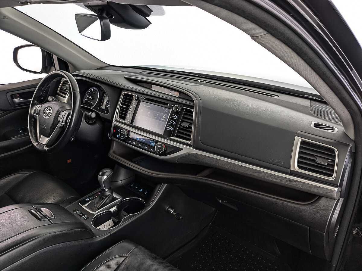 Купить Toyota Highlander, 2018, 81 700 км, фото №10