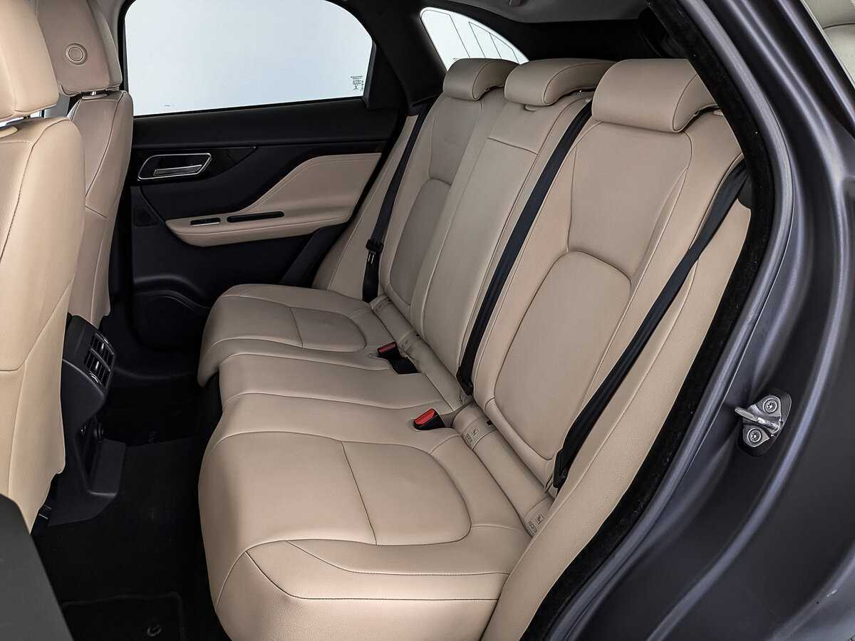Купить Jaguar F-Pace, 2017, 68 956 км, фото №12