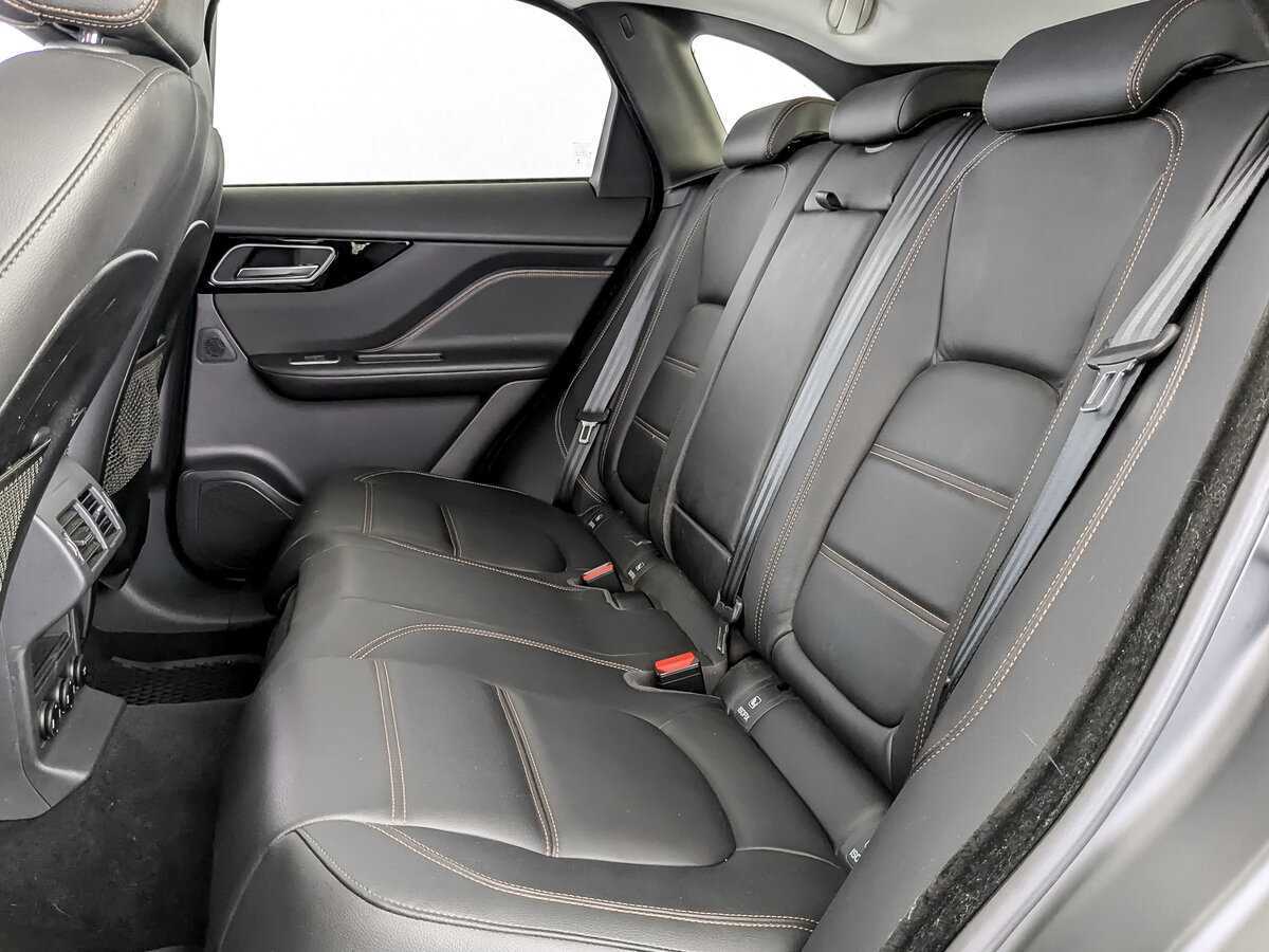 Купить Jaguar F-Pace, 2018, 37 587 км, фото №12