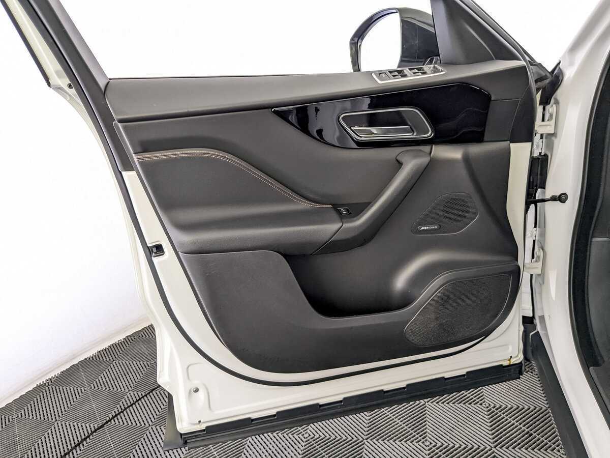 Купить Jaguar F-Pace, 2018, 37 587 км, фото №19