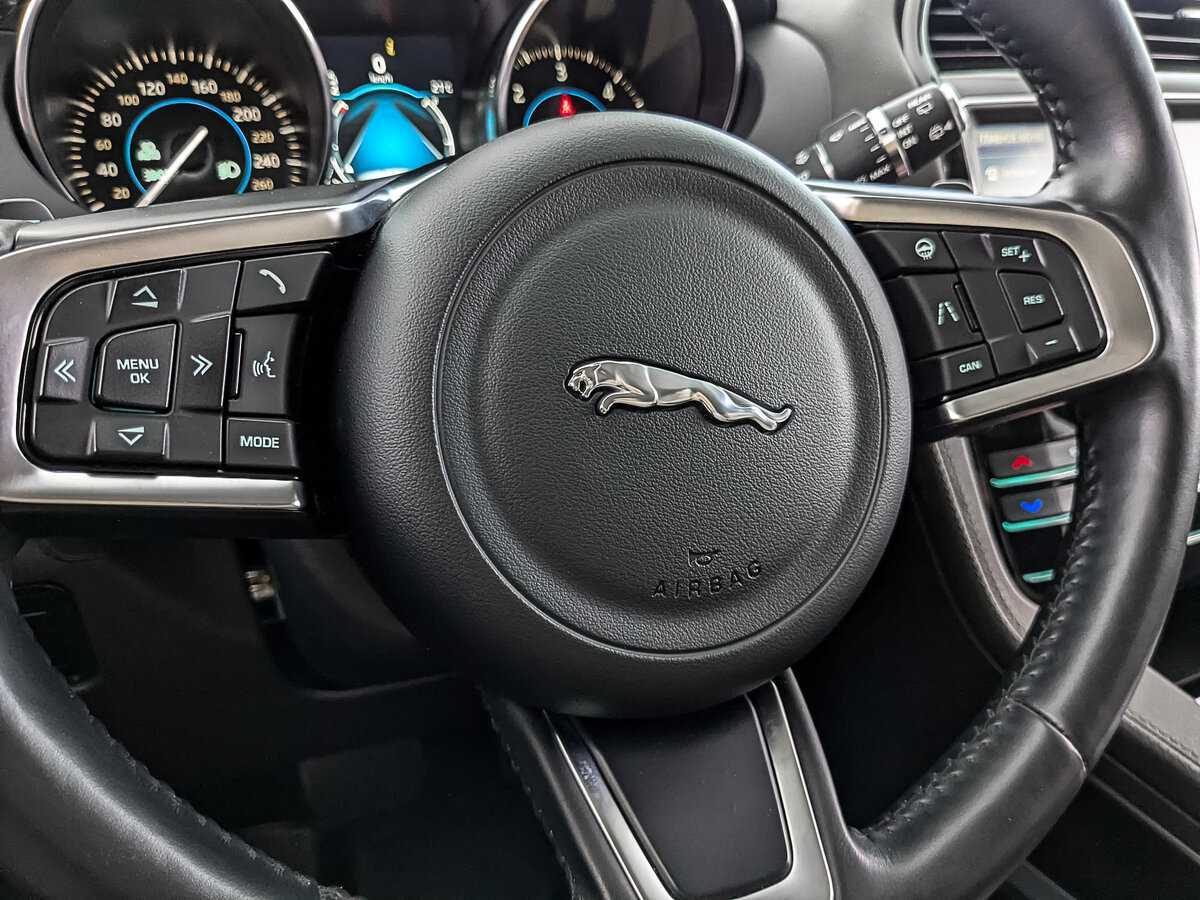 Купить Jaguar F-Pace, 2019, 49 791 км, фото №23