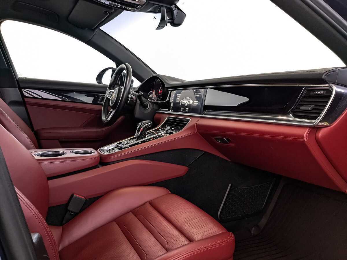 Купить Porsche Panamera 4, 2019, 96 179 км, фото №13