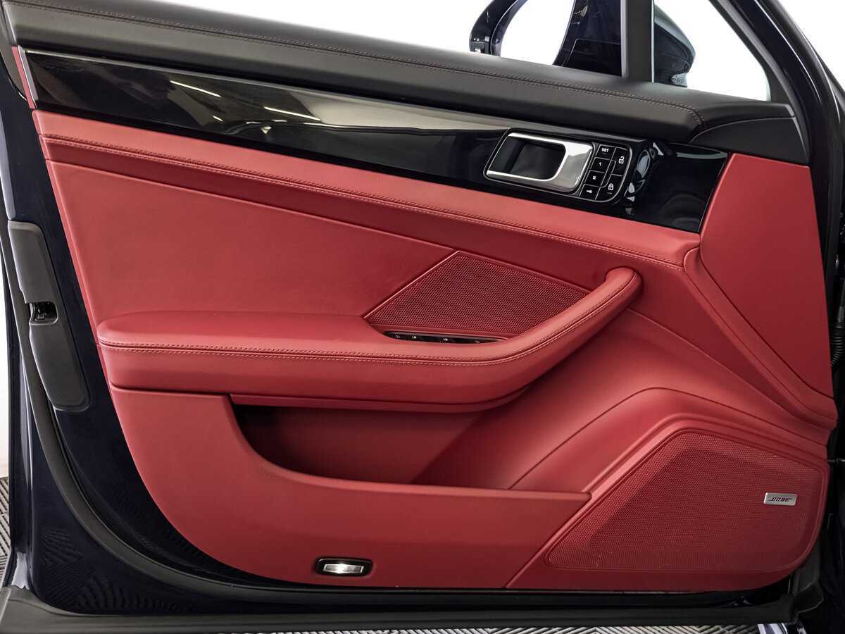 Купить Porsche Panamera 4, 2019, 96 179 км, фото №19