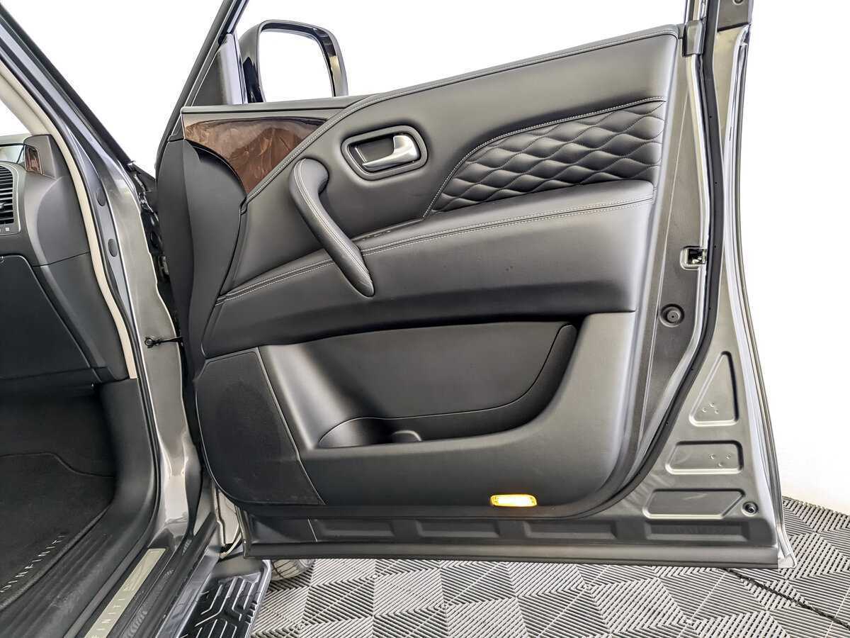 Купить Infiniti QX80, 2018, 112 173 км, фото №25
