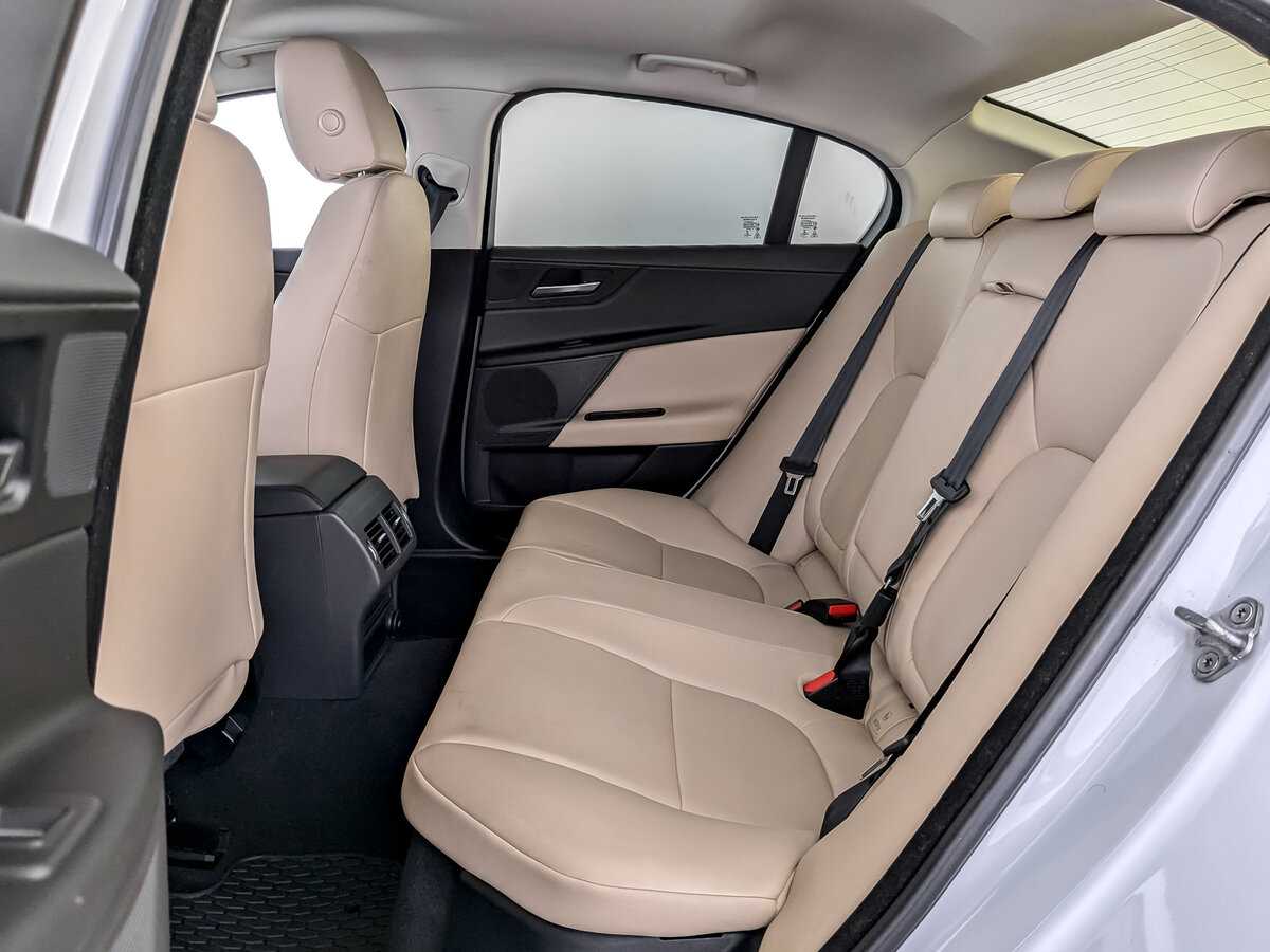 Купить Jaguar XE, 2017, 98 697 км, фото №12