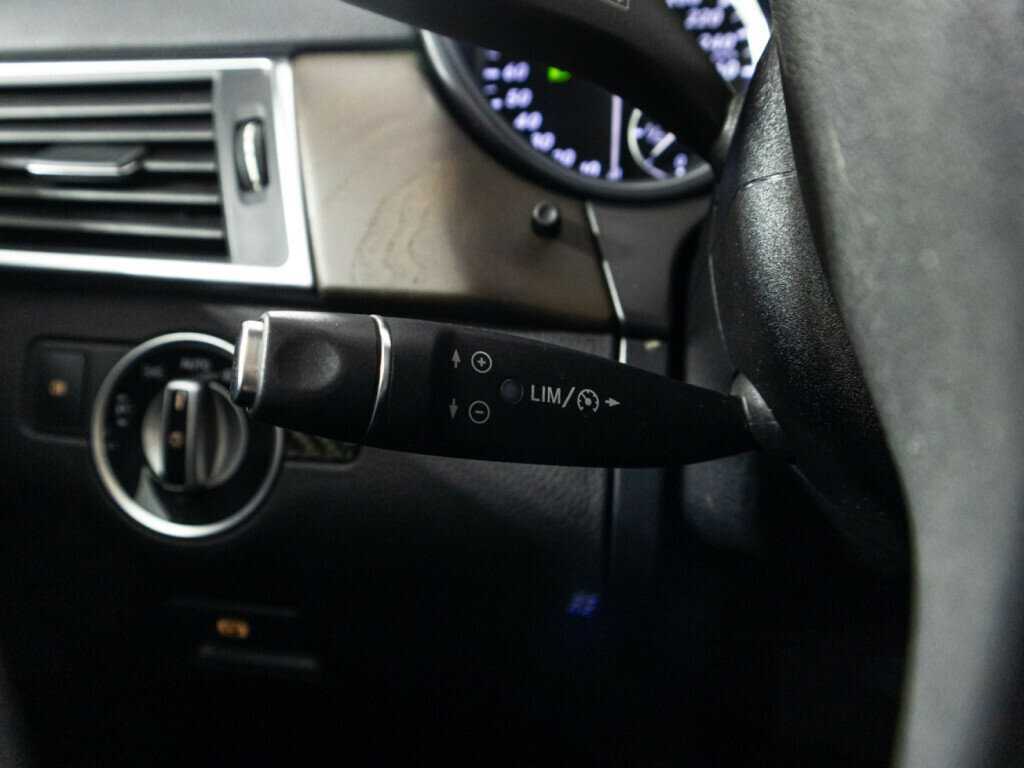 Купить Mercedes-Benz GL-Класс 350 CDI BlueTEC, 2015, 119 996 км, фото №24