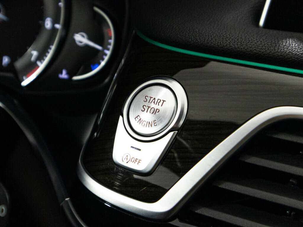 Купить BMW 7 серии 730i, 2016, 168 760 км, фото №21