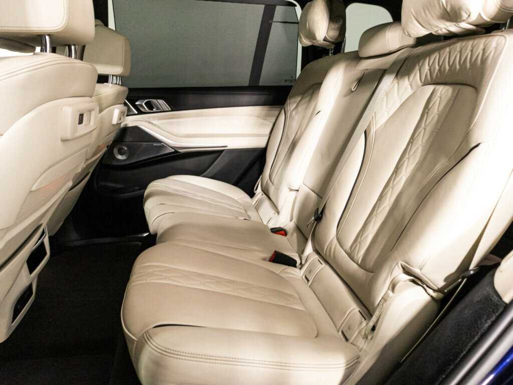 Купить BMW X7 40d, 2020, 177 573 км, фото №10