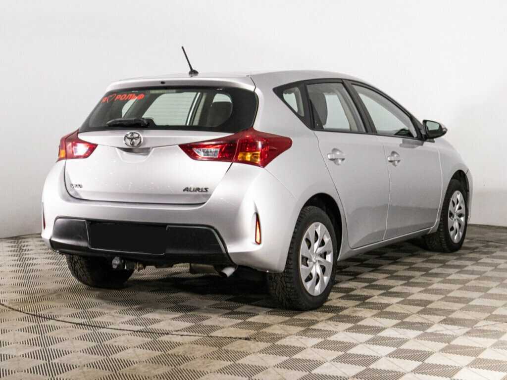 Купить Toyota Auris, 2013, 183 559 км, фото №5