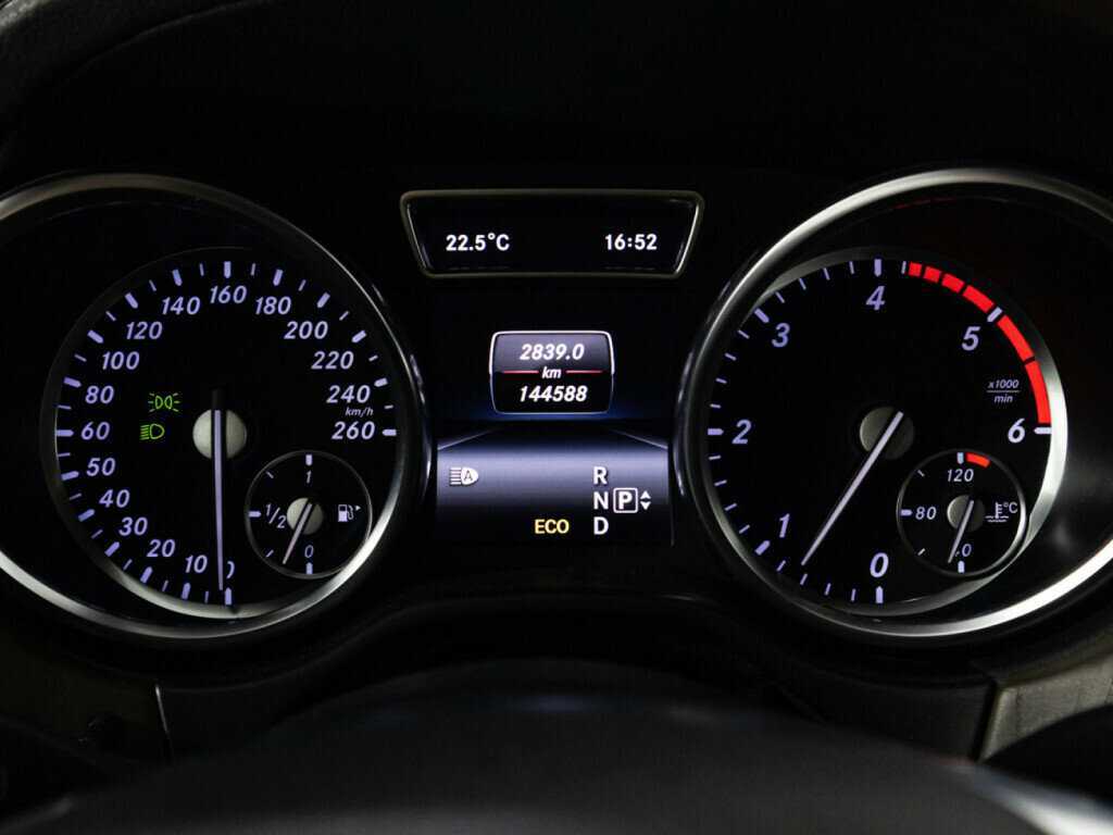 Купить Mercedes-Benz GL-Класс 350 CDI BlueTEC, 2015, 144 588 км, фото №9