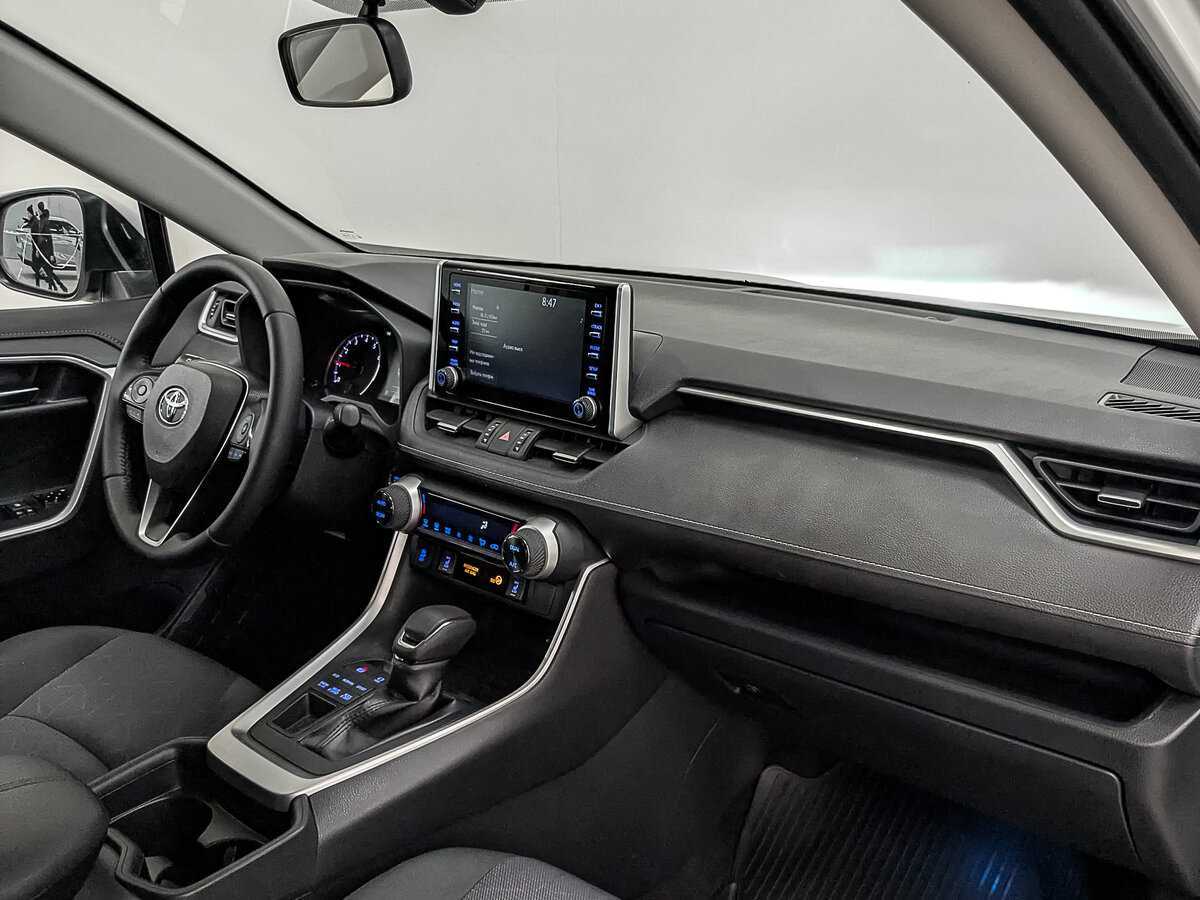 Купить Toyota RAV4, 2020, 60 500 км, фото №13
