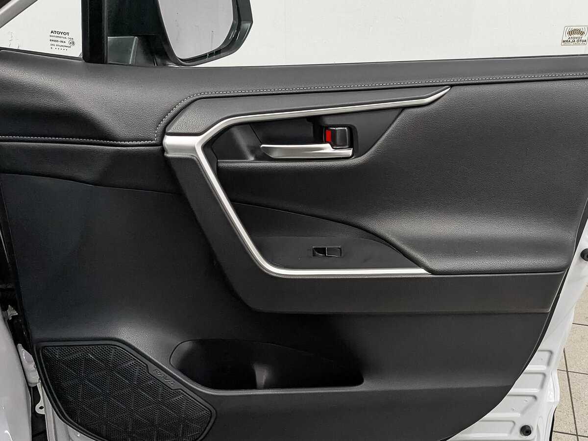 Купить Toyota RAV4, 2020, 60 500 км, фото №24