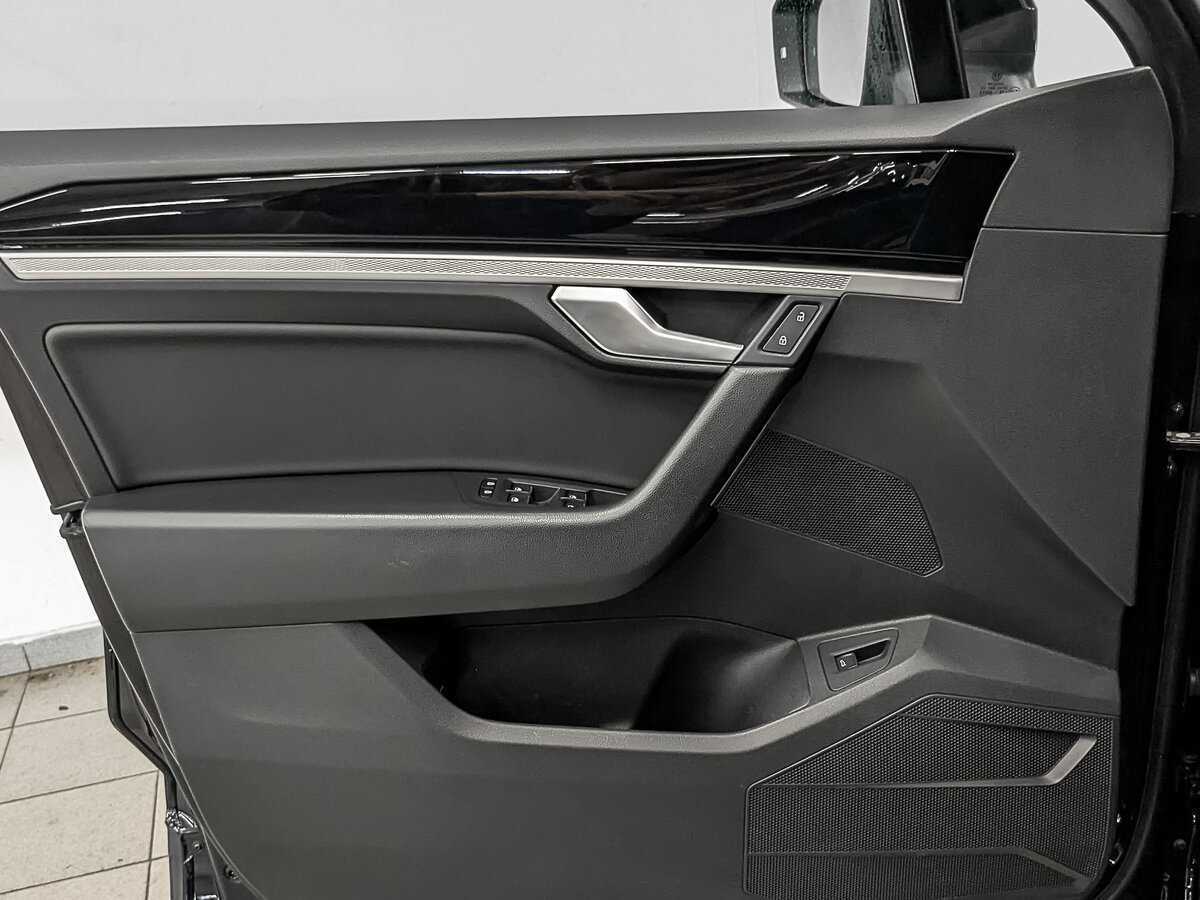 Купить Volkswagen Touareg, 2019, 98 122 км, фото №19