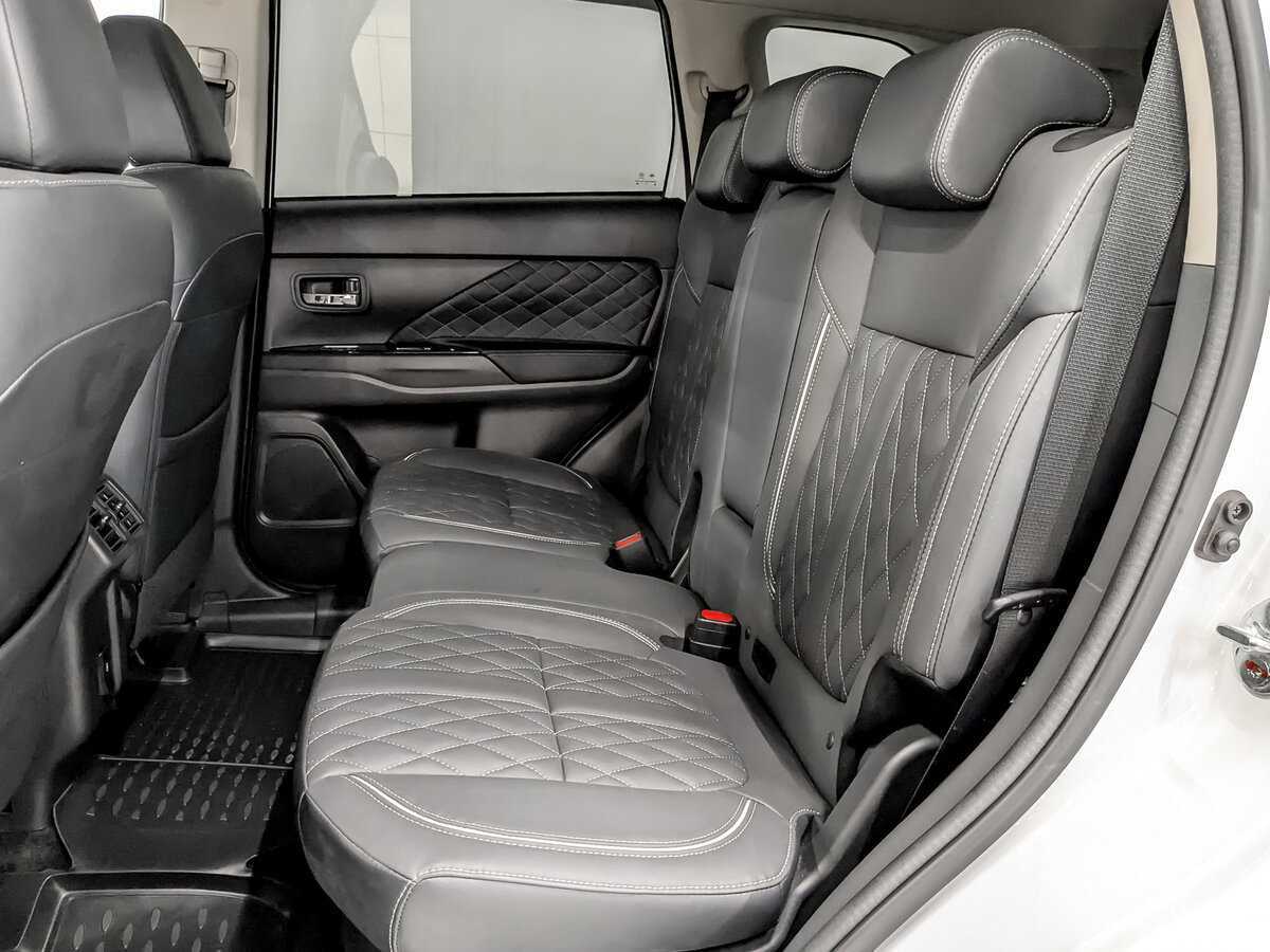 Купить Mitsubishi Outlander, 2022, 8 874 км, фото №12