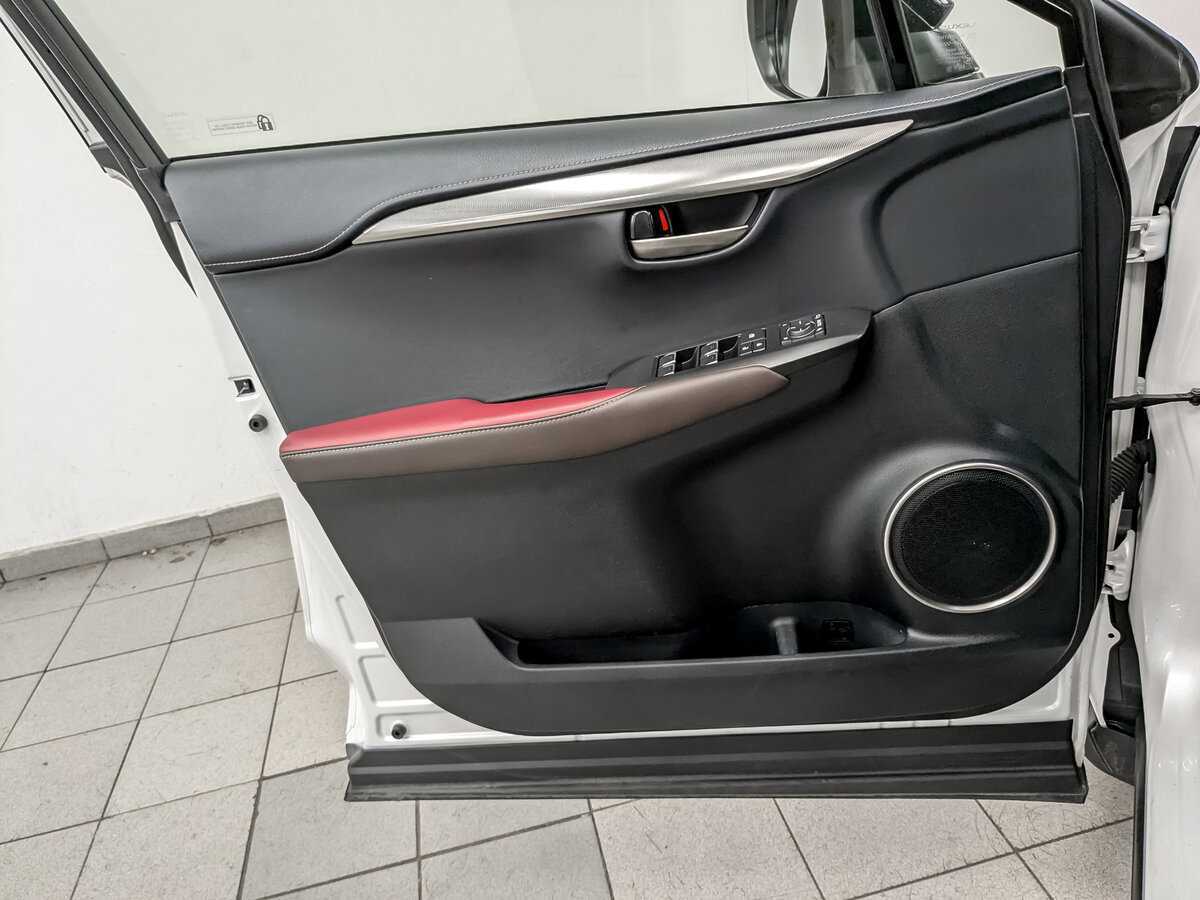 Купить Lexus NX 200, 2018, 59 647 км, фото №19