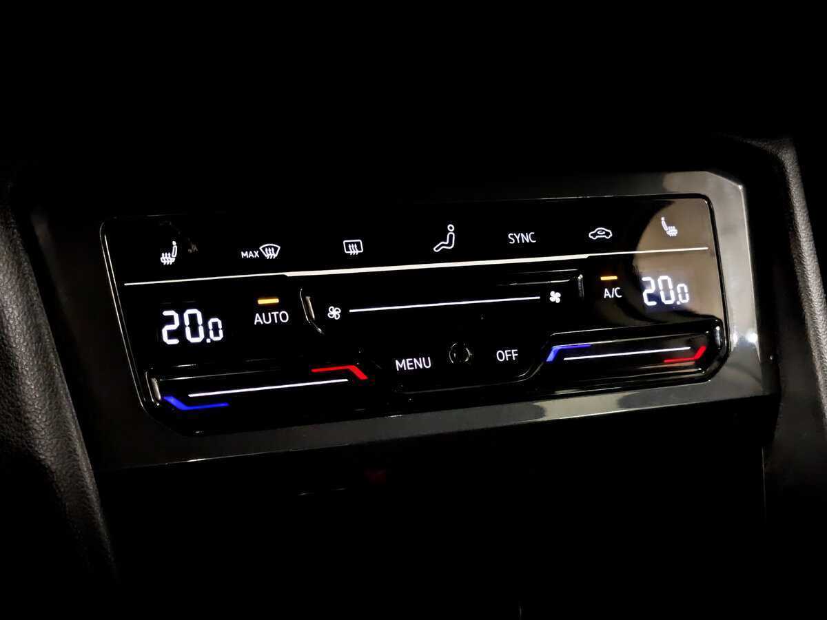 Купить Volkswagen Tiguan, 2021, 158 578 км, фото №25