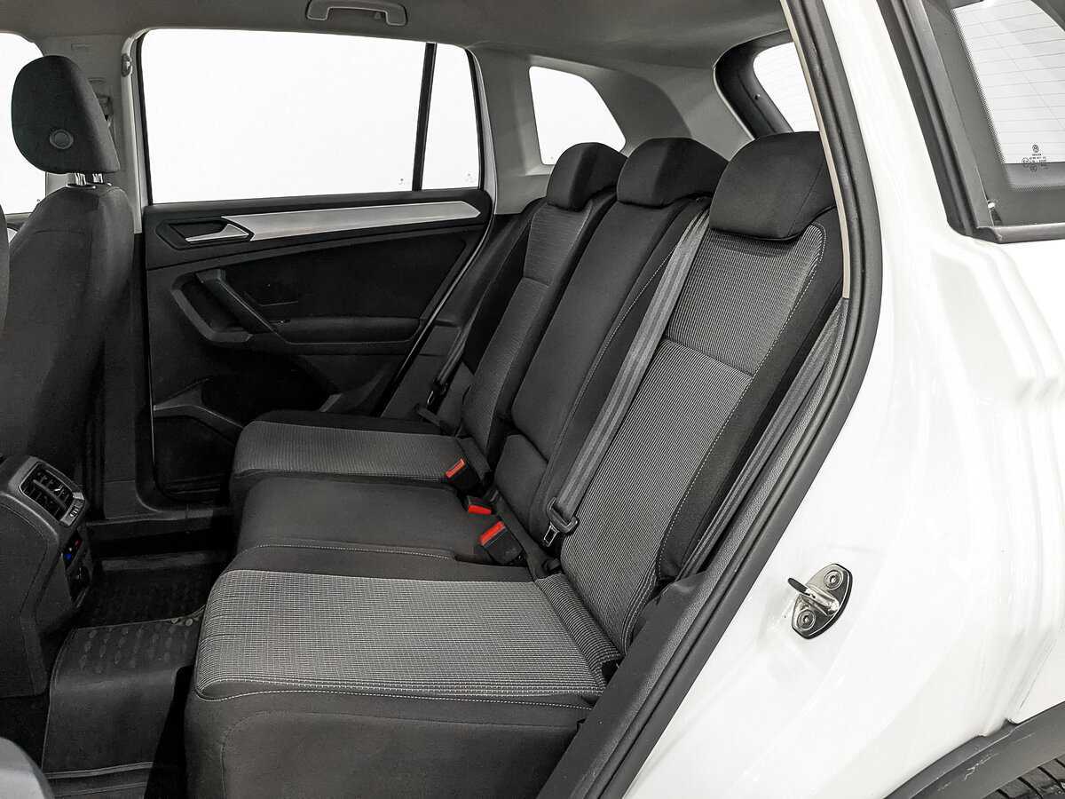 Купить Volkswagen Tiguan, 2021, 163 785 км, фото №16