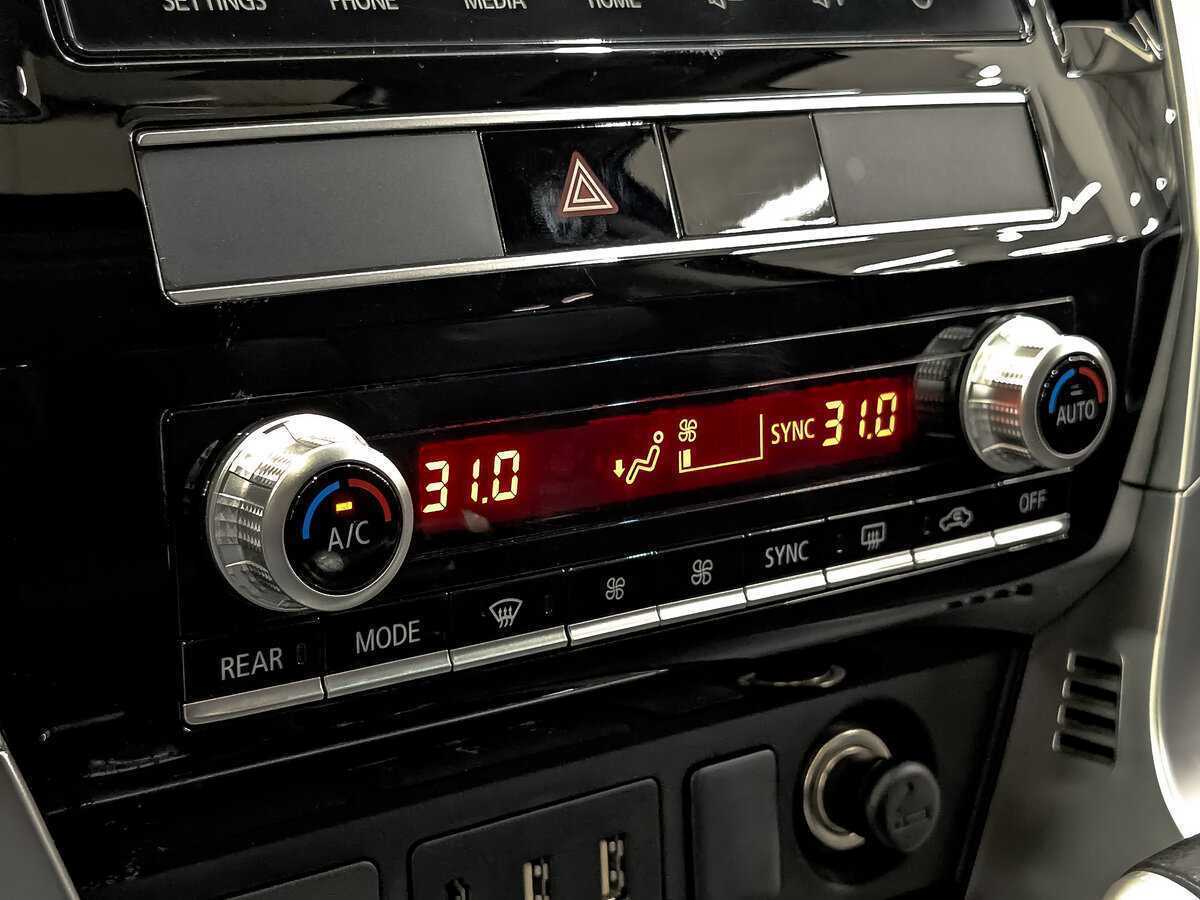 Купить Mitsubishi Montero Sport, 2021, 12 156 км, фото №19