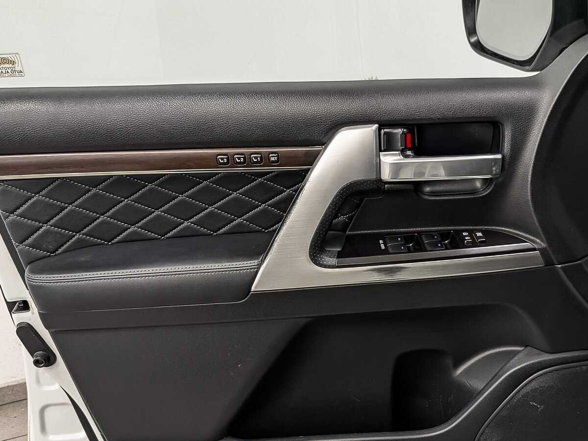 Купить Toyota Land Cruiser, 2017, 125 625 км, фото №16