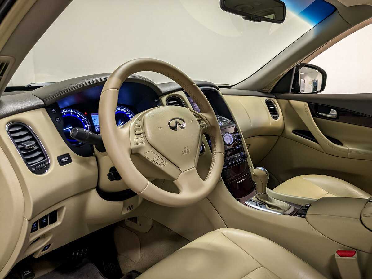 Купить Infiniti QX50, 2015, 132 000 км, фото №17