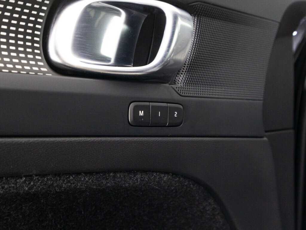 Купить Volvo XC40, 2021, 86 589 км, фото №22