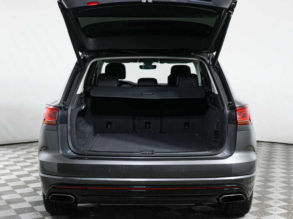 Купить Volkswagen Touareg, 2019, 157 305 км, фото №9