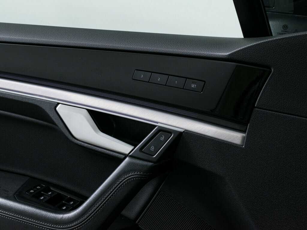 Купить Volkswagen Touareg, 2019, 157 305 км, фото №22