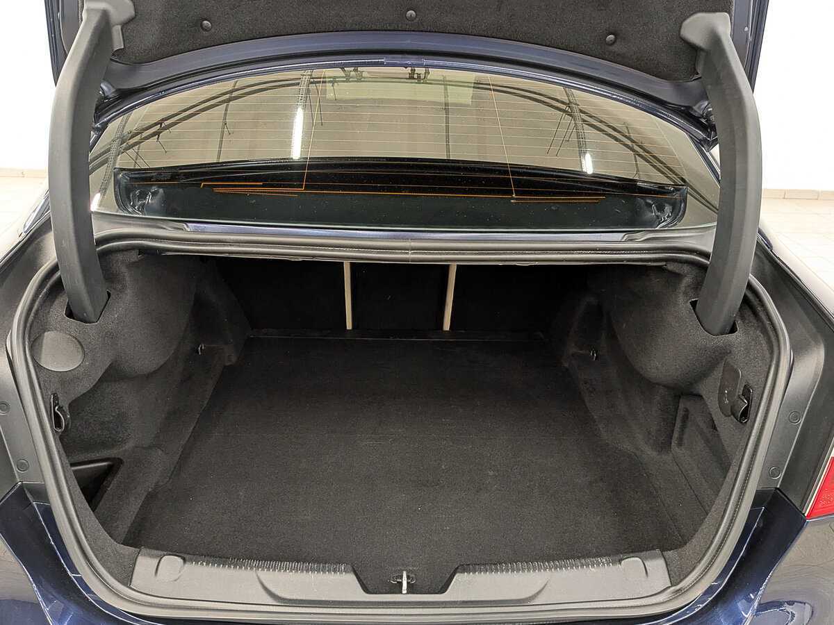 Купить Jaguar XE, 2017, 84 021 км, фото №10