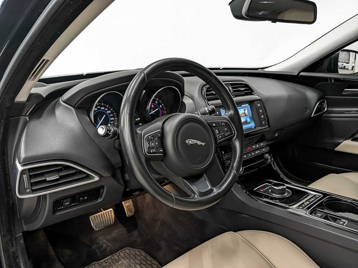Купить Jaguar XE, 2017, 84 021 км, фото №13