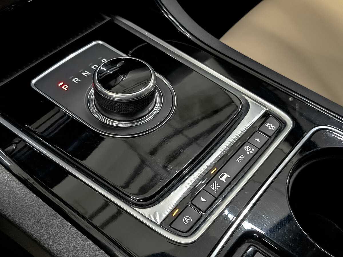 Купить Jaguar XE, 2017, 84 021 км, фото №23