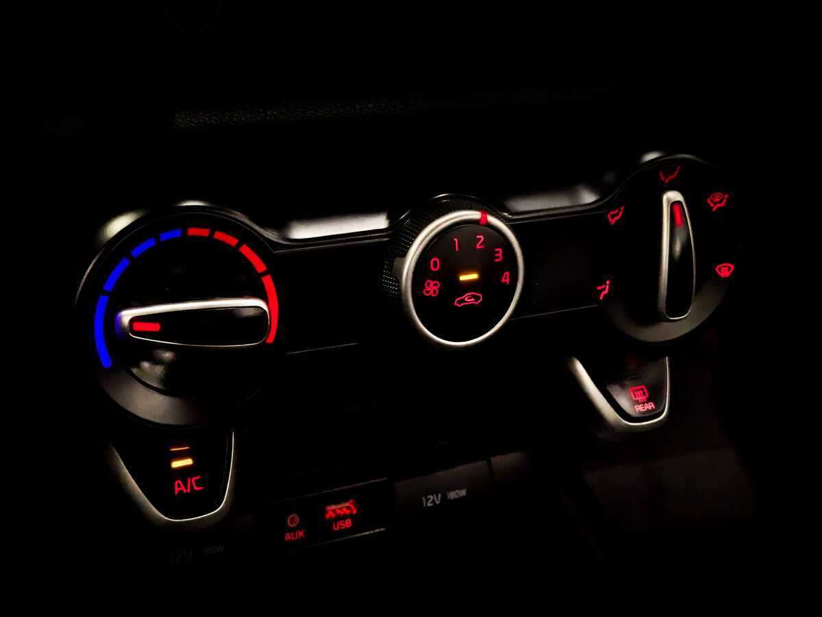 Купить Kia Rio X-Line, 2020, 184 175 км, фото №23