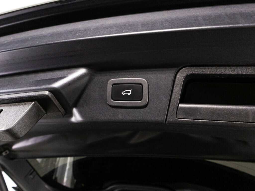 Купить Land Rover Range Rover Velar, 2019, 153 085 км, фото №15