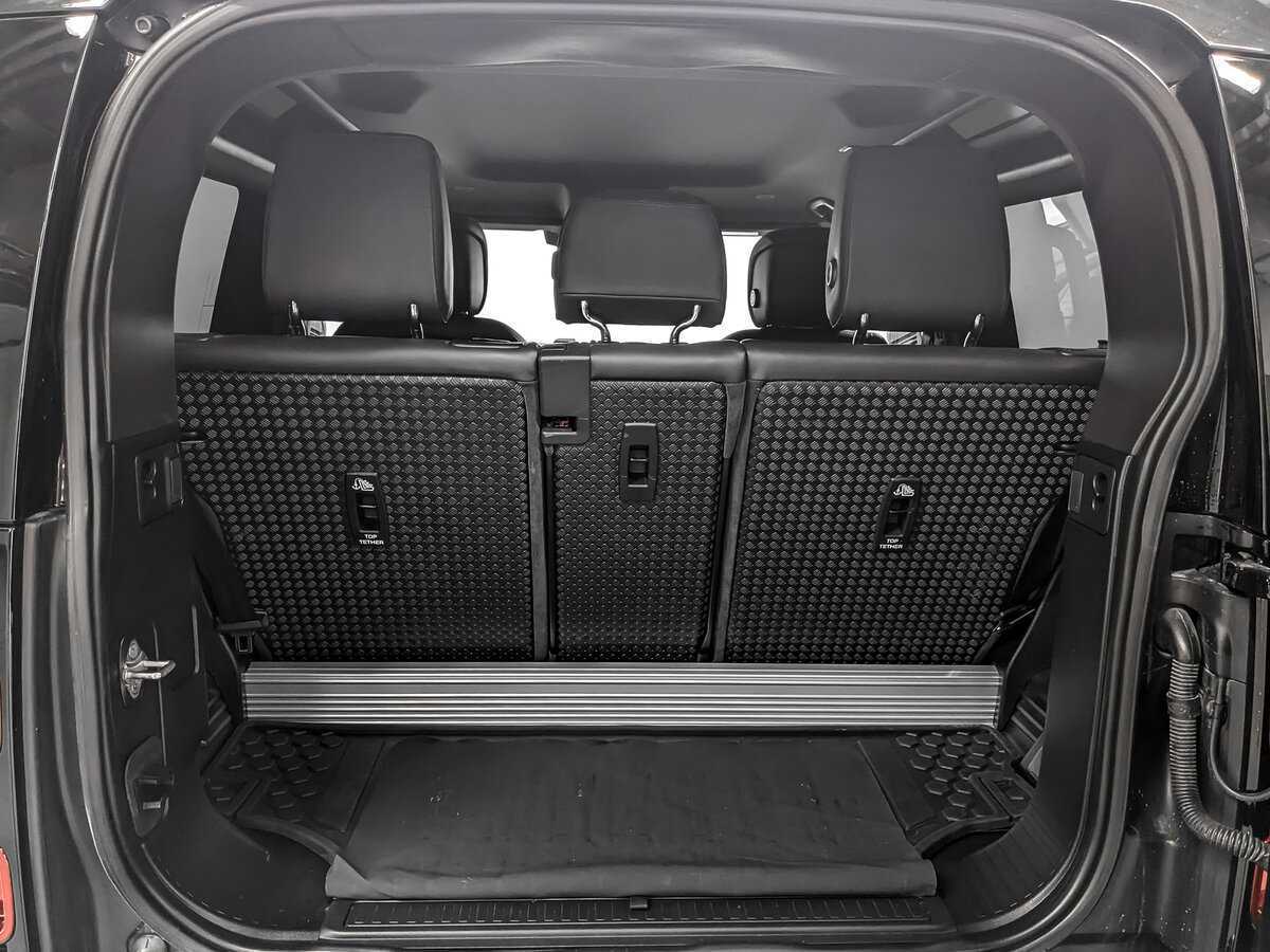 Купить Land Rover Defender 90, 2021, 42 933 км, фото №10