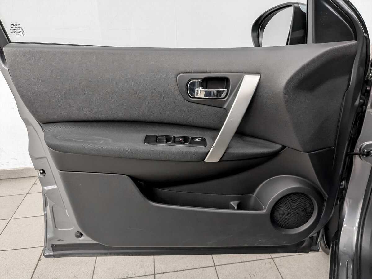 Купить Nissan Qashqai, 2011, 28 878 км, фото №19