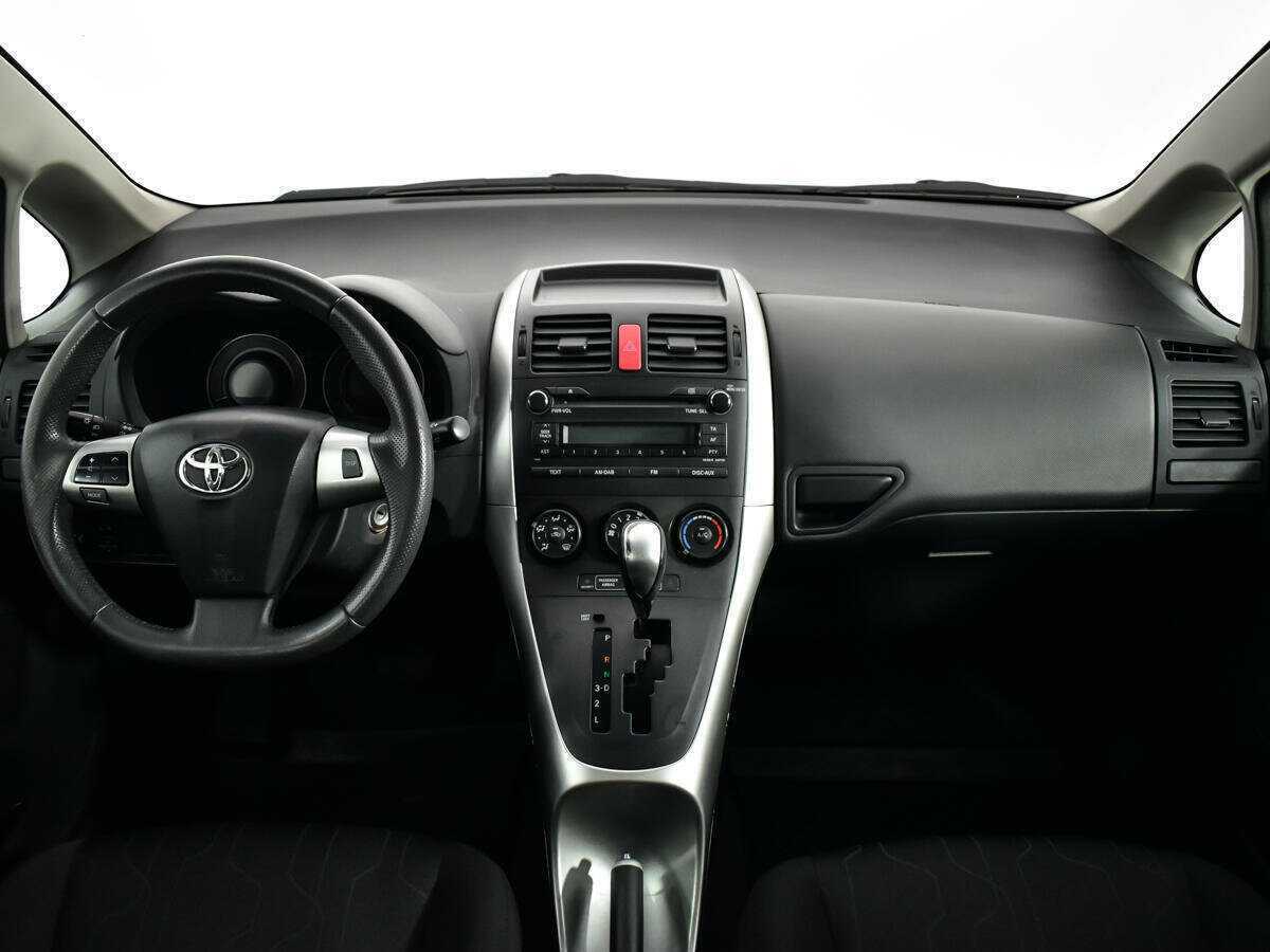 Купить Toyota Auris, 2010, 110 930 км, фото №12
