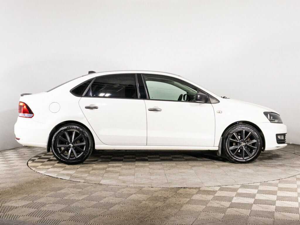 Купить Volkswagen Polo, 2015, 166 336 км, фото №4