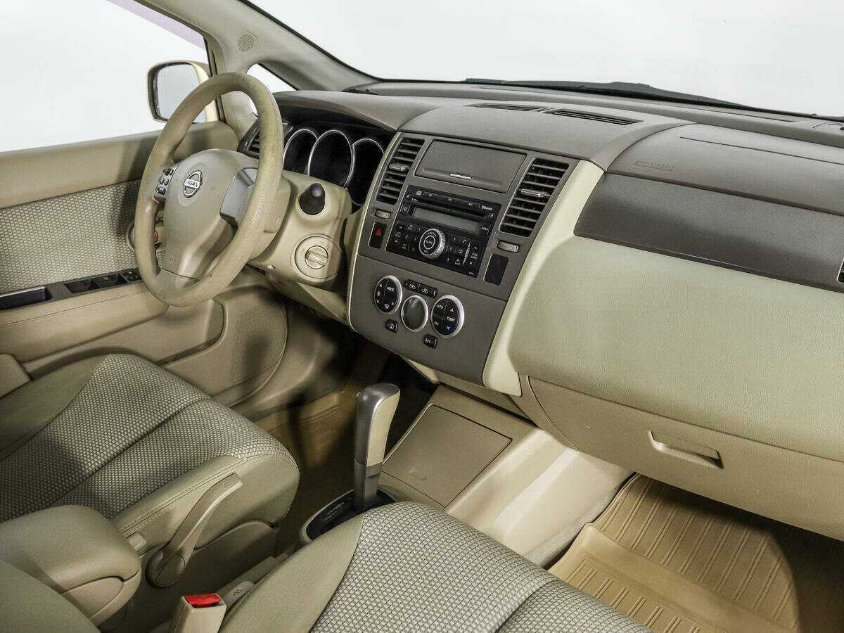 Купить Nissan Tiida, 2008, 142 451 км, фото №9
