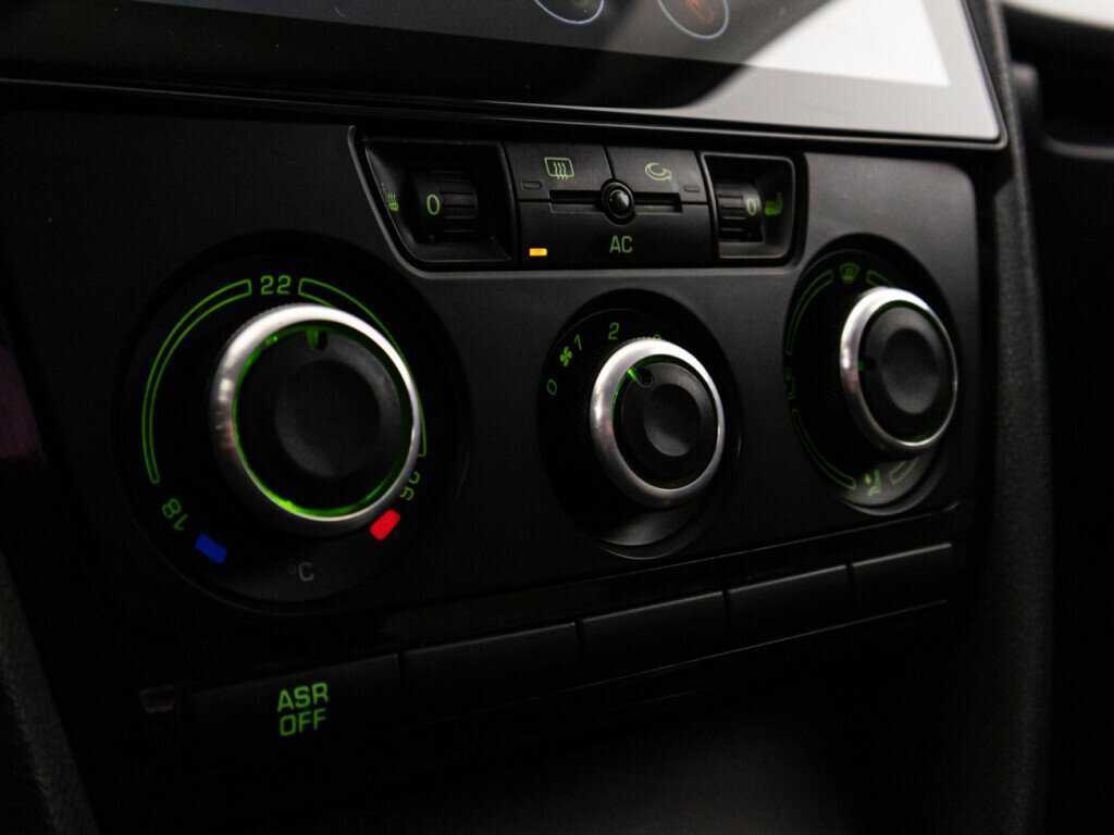 Купить Skoda Octavia, 2008, 199 946 км, фото №15