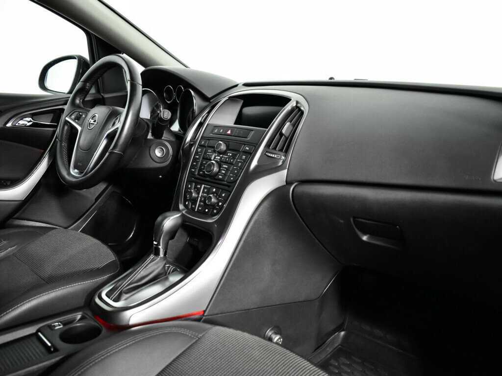 Купить Opel Astra, 2011, 210 000 км, фото №9