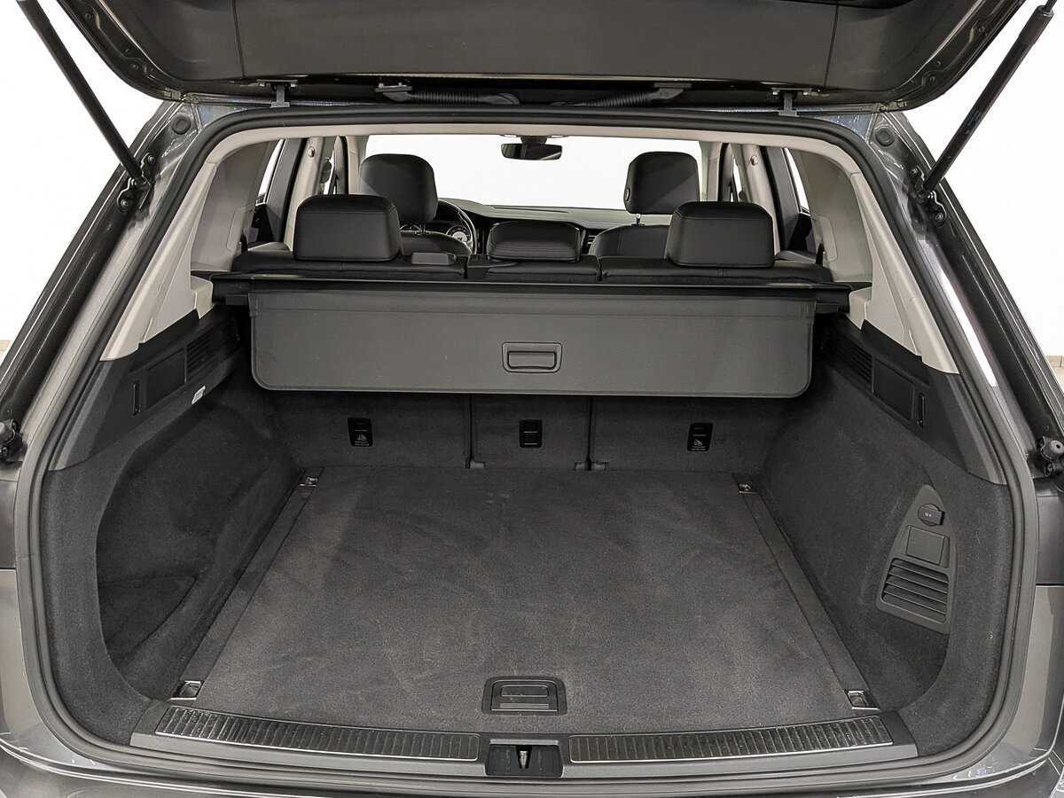 Купить Volkswagen Touareg, 2019, 93 663 км, фото №10