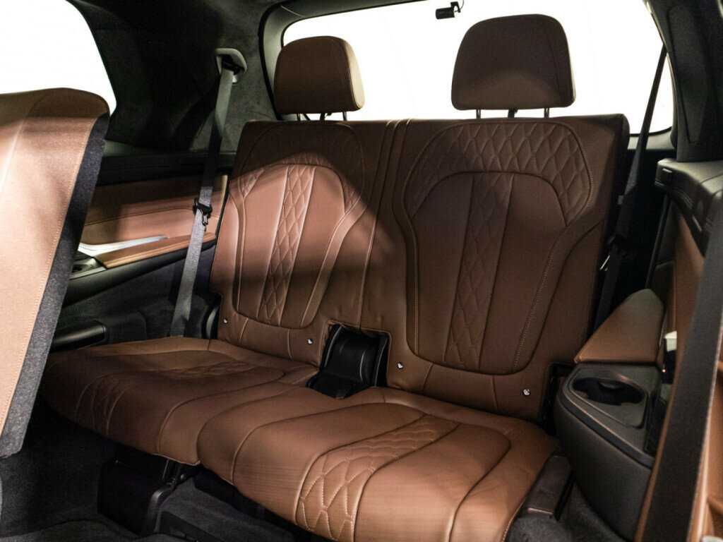 Купить BMW X7 M50d, 2020, 97 977 км, фото №19