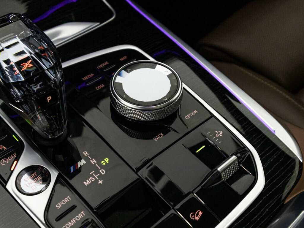 Купить BMW X7 M50d, 2020, 97 977 км, фото №30