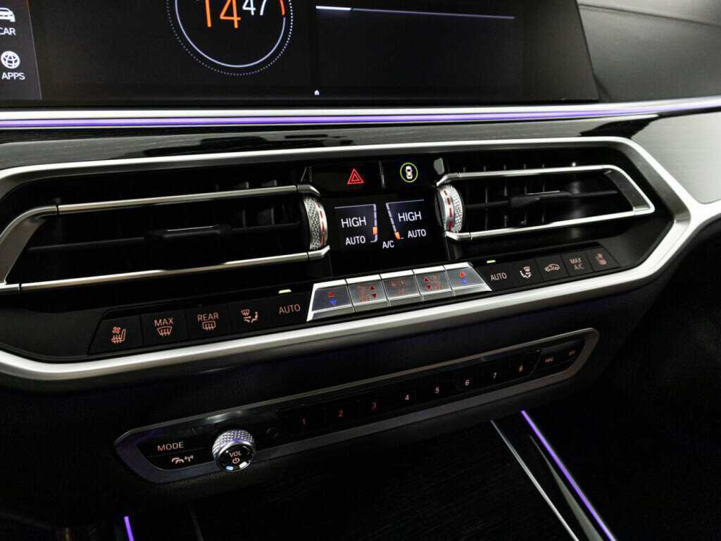 Купить BMW X7 M50d, 2020, 97 977 км, фото №32