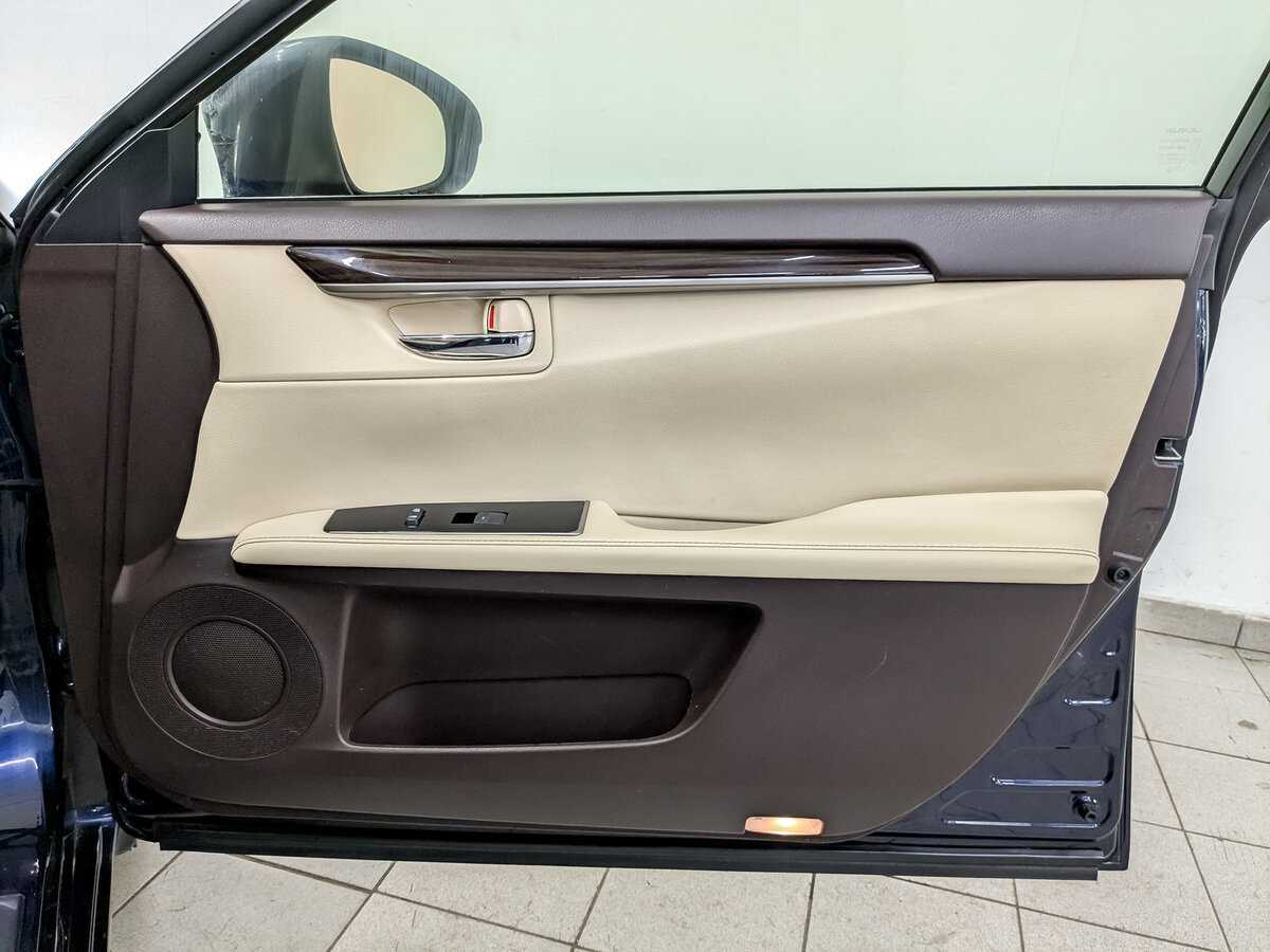 Купить Lexus ES 200, 2015, 174 571 км, фото №26