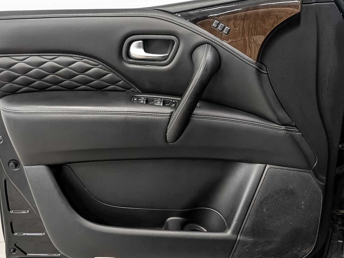 Купить Infiniti QX80, 2018, 118 117 км, фото №18