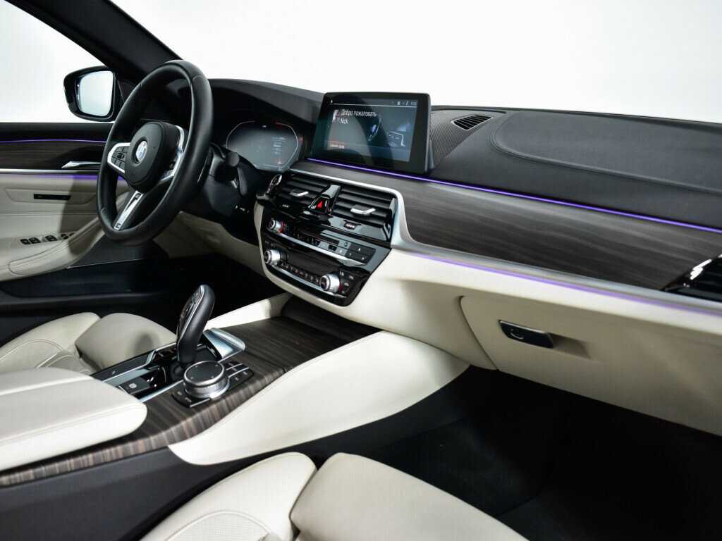 Купить BMW 5 серии 530d xDrive, 2019, 32 225 км, фото №9