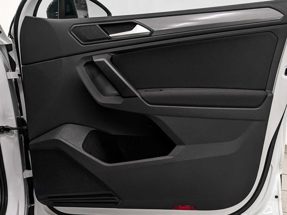 Купить Volkswagen Tiguan, 2020, 91 354 км, фото №25