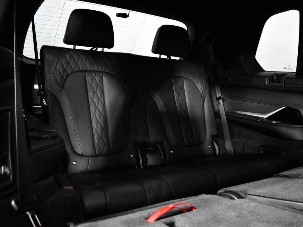 Купить BMW X7 30d, 2020, 51 137 км, фото №11
